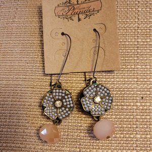 Plunder design Nicholina earrings